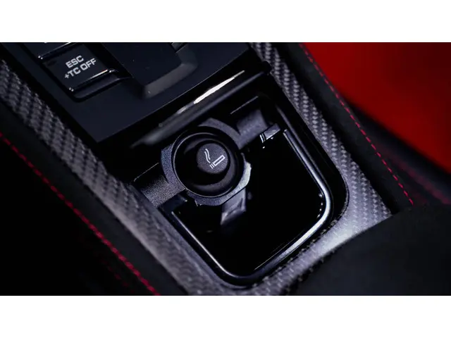 Porsche 718 Spyder RS 2024 Benzine 82