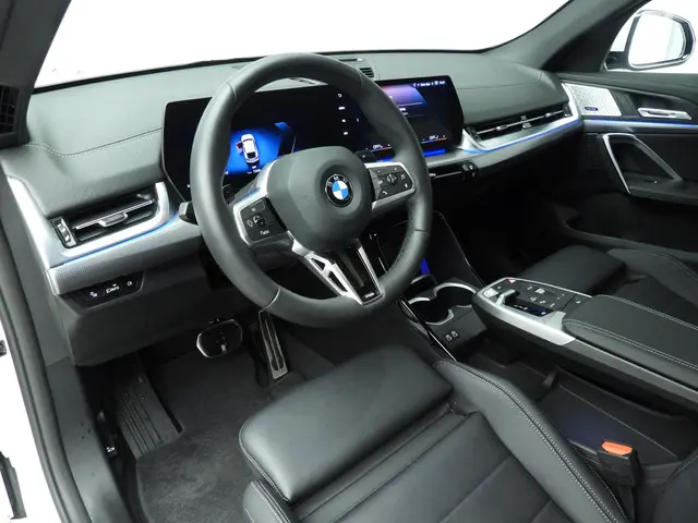 BMW X2 sDrive20i 2025 Benzine 6