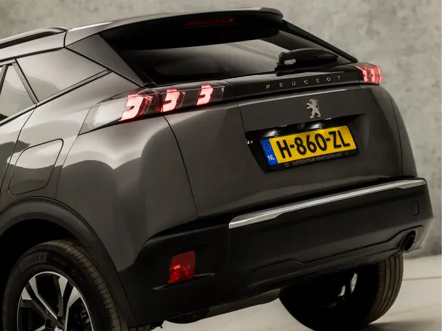 Peugeot 2008 1.2 PureTech Allure Sport 2020 Benzine 11