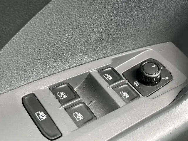 Volkswagen T-Cross 1.0 TSi DSG Life 2022 Benzine 22