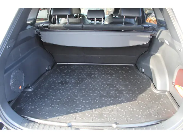 Toyota RAV4 2.5 Hybrid AWD Bi-Tone 2022 Hybride Benzine 6