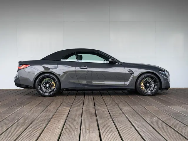 BMW M4 Cabrio Competition xDrive 2022 Benzine 6