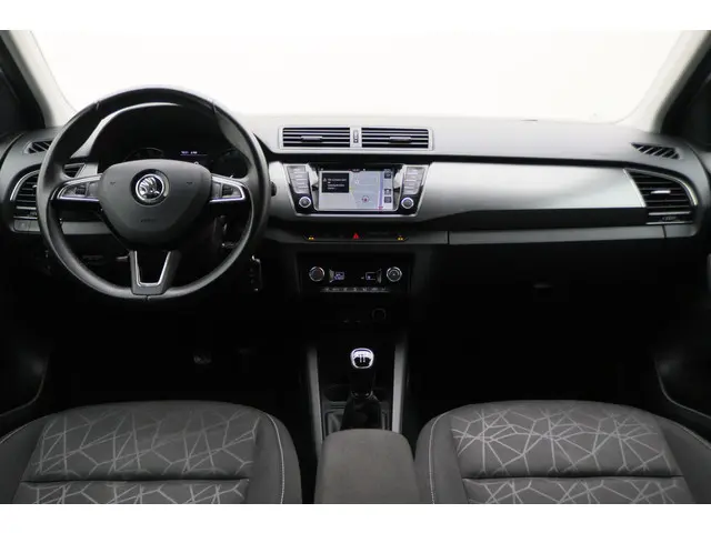 Škoda Fabia Combi 1.0 TSI Clever 2018 Benzine 2