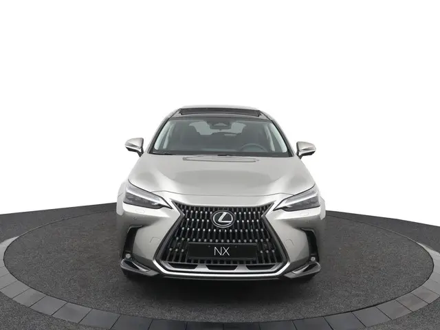Lexus NX 450h+ AWD President Line 2025 Hybride Benzine 14
