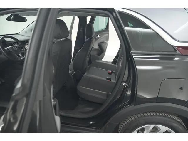 Opel Crossland X 110 Turbo Online Edition 2019 Benzine 28