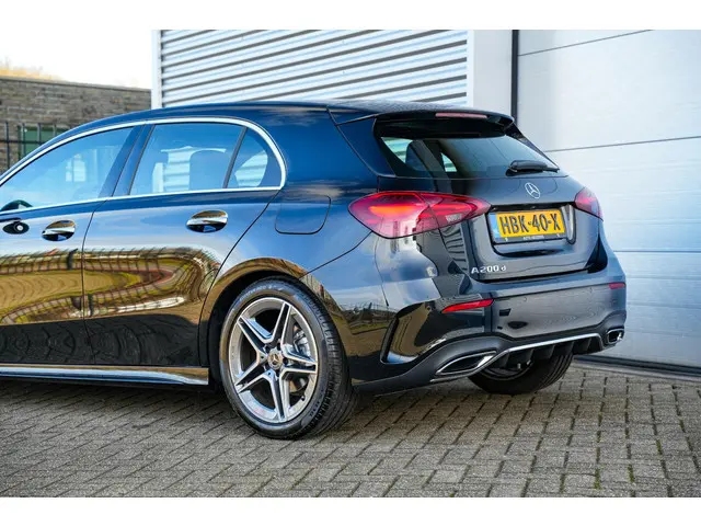 Mercedes-Benz A-Klasse 200 d 2024 Diesel 32