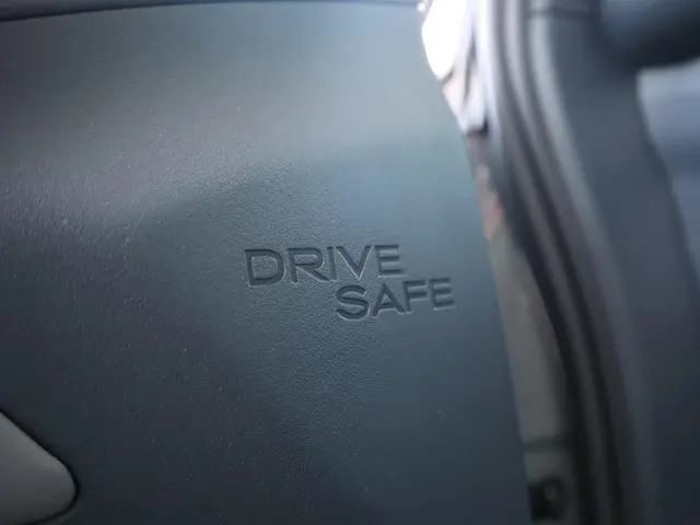 Lynk & Co 02 More 66 kWh 2026 Elektrisch 24