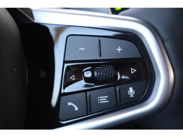 BMW 3 Serie 330e Sedan 2026 Hybride Benzine 14