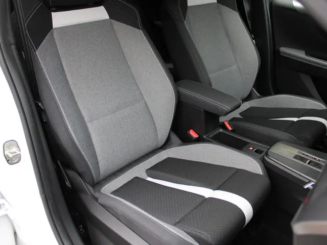 Opel Frontera 1.2 Turbo Hybrid GS 2025 Hybride Benzine 12