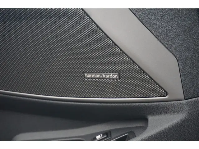 BMW 3 Serie Touring 330e 2025 Hybride Benzine 19