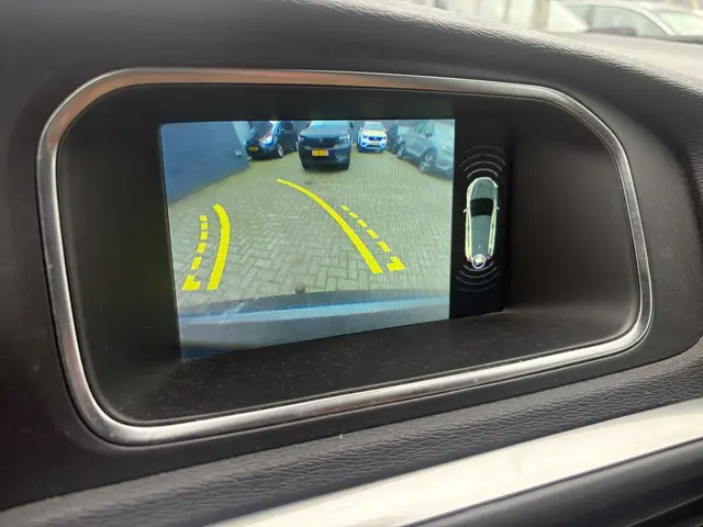 Volvo V40 2.0 T2 Nordic+ 2016 Benzine 6