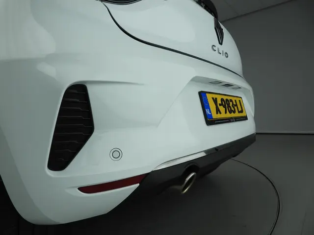Renault Clio 1.0 TCe 90 GPF techno 2023 Benzine 34