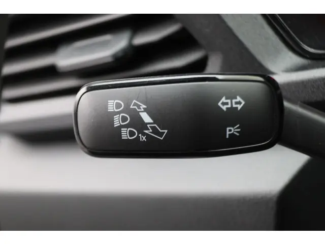 Volkswagen Caddy Cargo 2.0 TDI Comfort 2024 Diesel 31