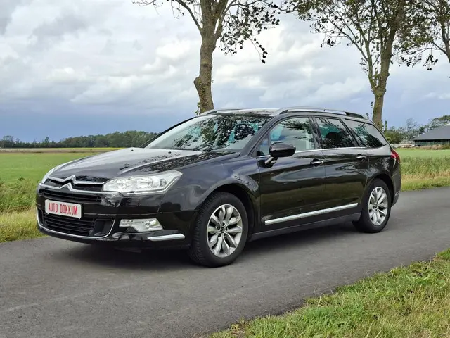 Citroën C5 Tourer 1.6 THP Collection❗ 2013 Benzine 24
