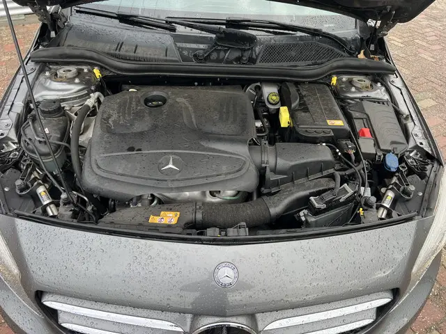 Mercedes-Benz A-Klasse 180 2014 Benzine 10