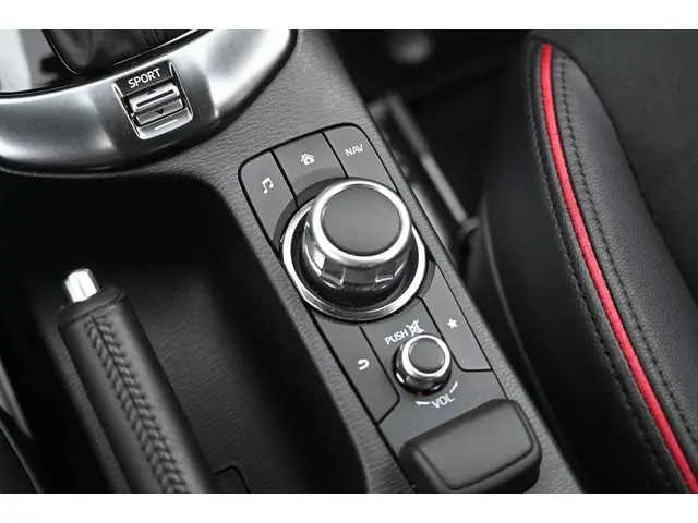 Mazda 2 SkyActiv-G 90 automaat Homura Aka 2024 Benzine 38