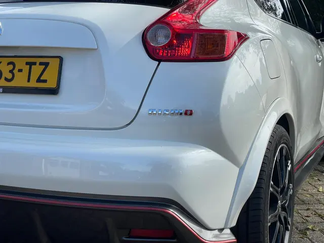 Nissan Juke 1.6 Turbo NISMO|Uniek|Camera| 2013 Benzine 6