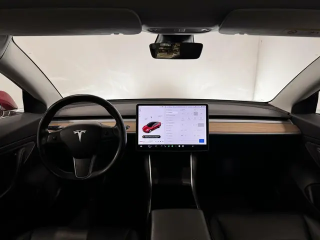 Tesla Model 3 Long Range AWD 75 kWh 2019 Elektrisch 10