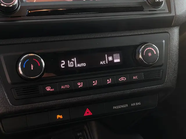 SEAT Ibiza 1.0 EcoTSI FR |LED|Carplay|PDC| 2016 Benzine 19