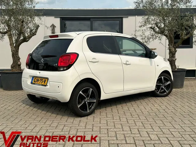 Citroën C1 1.2 PureTech Shine Climate 2015 Benzine 2