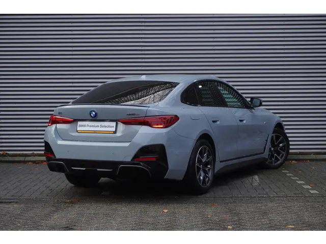 BMW i4 eDrive35 2025 Elektrisch 2