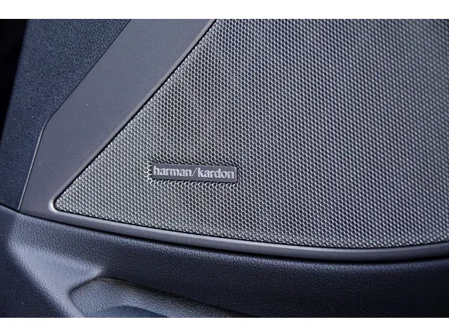 BMW M3 Touring xDrive Competition 2024 Benzine 31