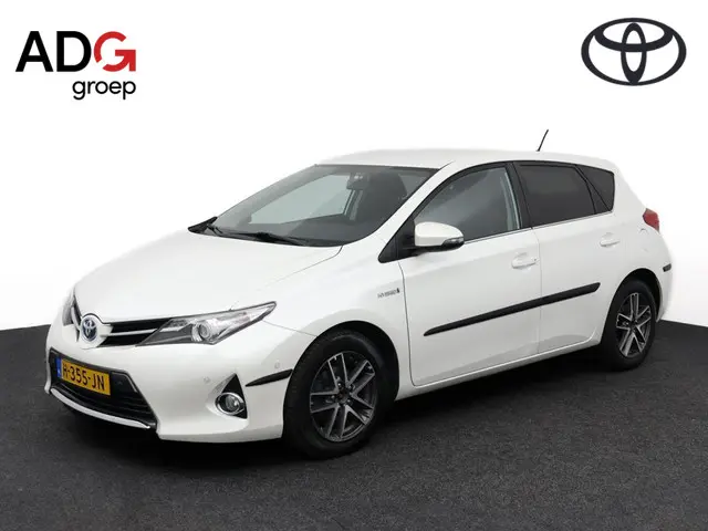 Toyota Auris 1.8 Hybrid 2015 Hybride Benzine