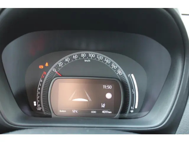 Toyota Aygo X 1.0 VVT-i MT Play 2025 Benzine 29