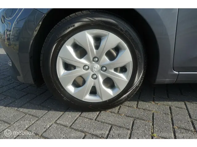 Hyundai i20 1.0 T-GDI Comfort 2018 Benzine 15