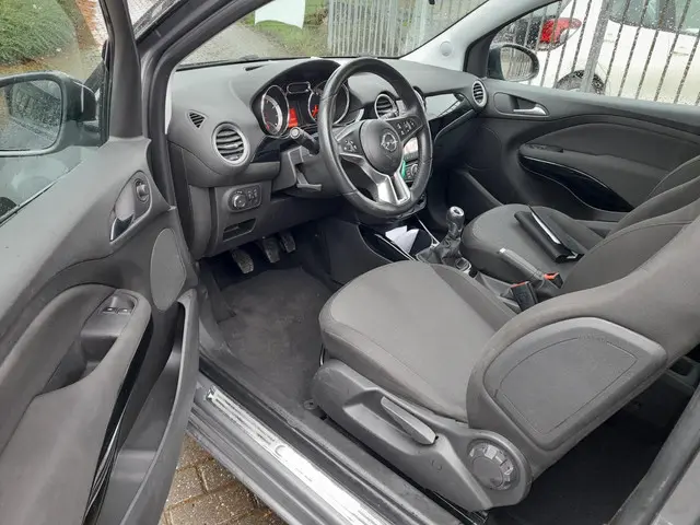 Opel ADAM 1.2 2016 Benzine 5