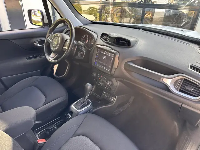 Jeep Renegade 3