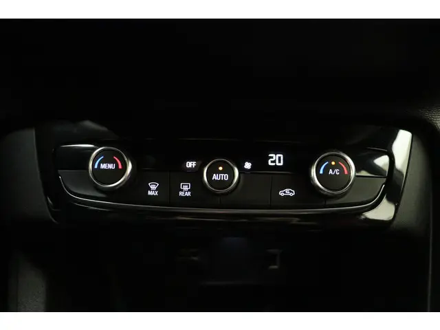 Opel Corsa 1.2 Turbo GS Line 2022 Benzine 18