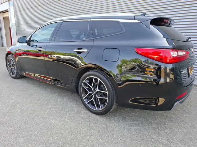 Kia Optima Sportswagon 1.6 T-GDI GT-Line 2018 Benzine 2