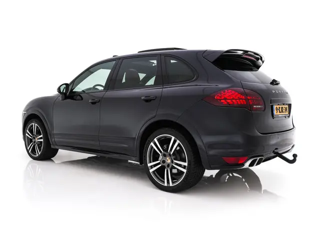 Porsche Cayenne 4.2 D S 2013 Diesel 4