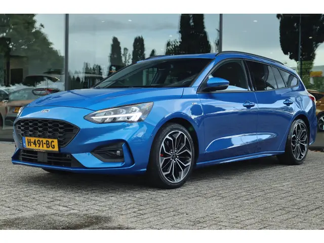 Ford Focus WAGON 1.5 ECOBOOST ST-LINE AUT 2020 Benzine
