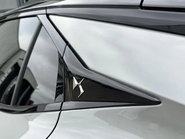 DS DS 4 E-Tense La Première 2022 Hybride Benzine 51