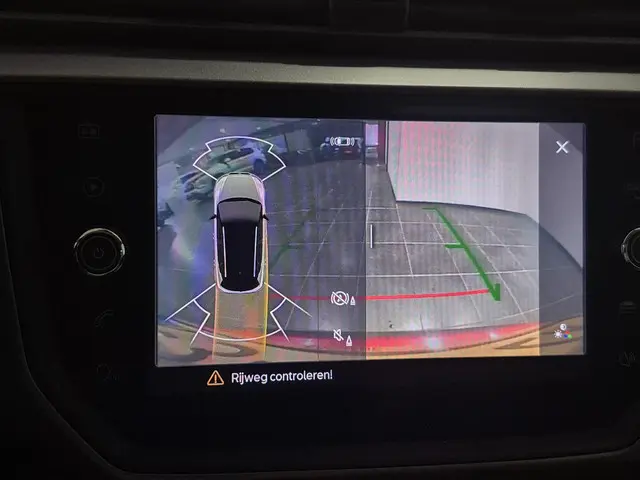 SEAT Arona 1.0 TSI Style Business Intense 2021 Benzine 10