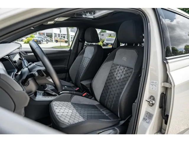 Volkswagen Polo 1.0 TSI R-Line Business 2024 Benzine 19