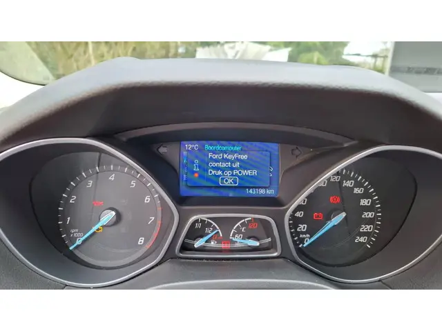 Ford Focus 1.0 EcoBoost Titanium 2013 Benzine 6