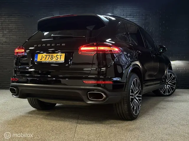 Porsche Cayenne 3.0 D Platinum Edition 2017 Diesel 15