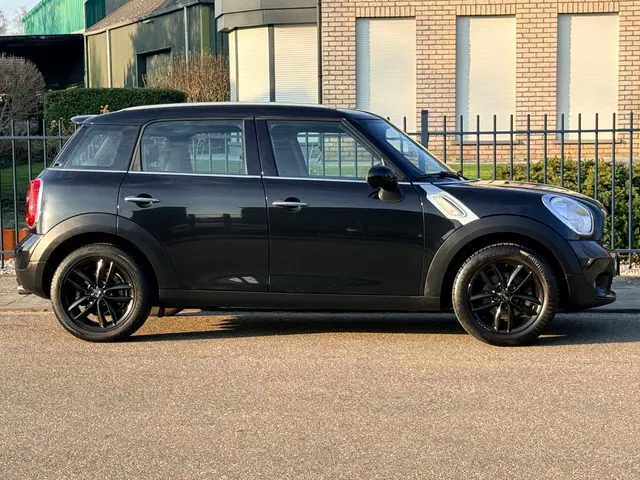 MINI Countryman Mini 1.6 Cooper One 2013 2013 Benzine 4