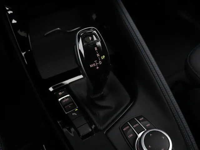 BMW X1 sDrive18i 2021 Benzine 22