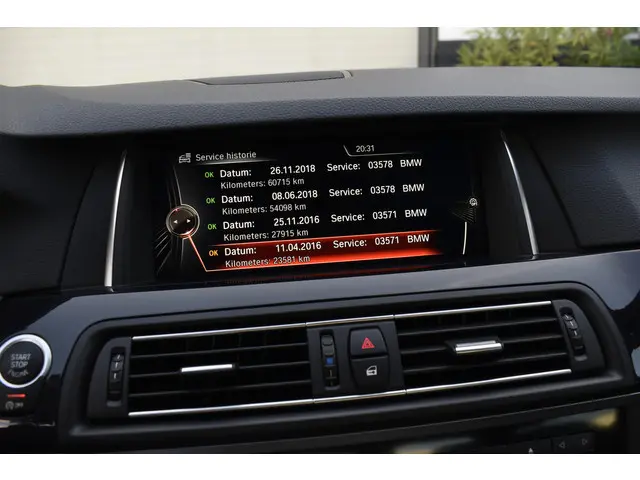 BMW 5 Serie 528i High Executive NAP 2014 Benzine 15