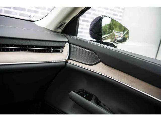 Volvo EX90 Twin Motor Ultra 2025 Elektrisch 26
