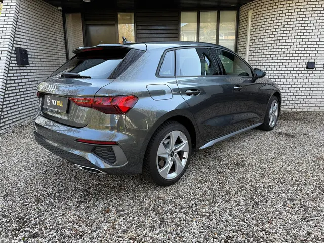 Audi A3 Sportback 40 TFSI e S-Line 2021 Hybride Benzine 7