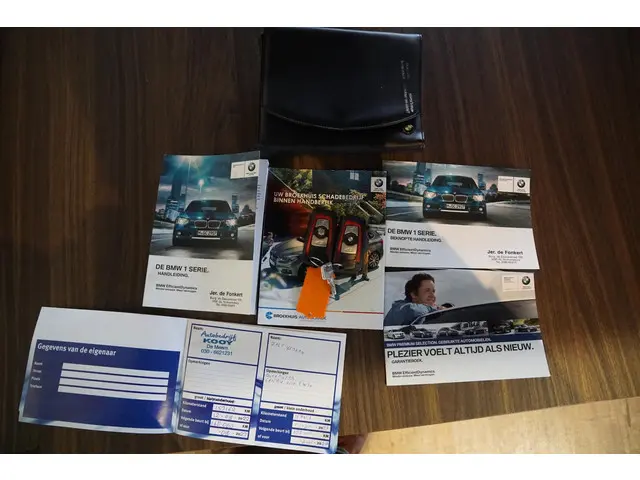 BMW 1 Serie 116i Business+ 2012 Benzine 14
