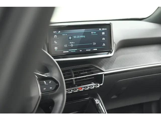 Peugeot e-2008 EV Active 50 kWh 2024 Elektrisch 42