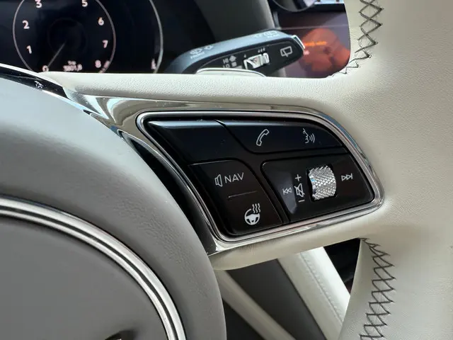 Bentley Bentayga 4.0 V8 2021 Benzine 19