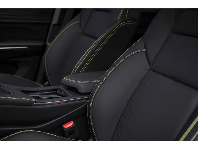 Lynk & Co 01 1.5 More 2025 Hybride Benzine 27