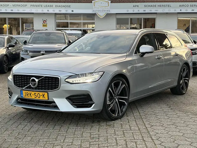 Volvo V90 2.0 T8 AWD R-Design 2018 Hybride Benzine 6